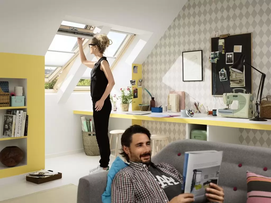 Слайд #3 | Мансардное окно VELUX GGL Premium