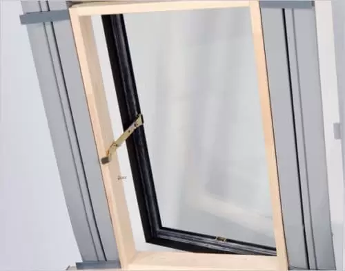 Слайд #4 | Окно-люк Velux VLT 1000 (Velta)